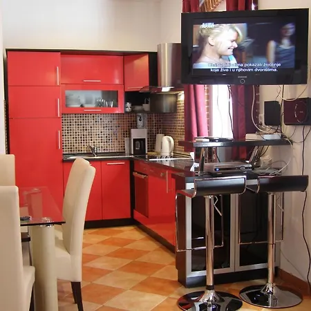 Artistic Апартаменты *