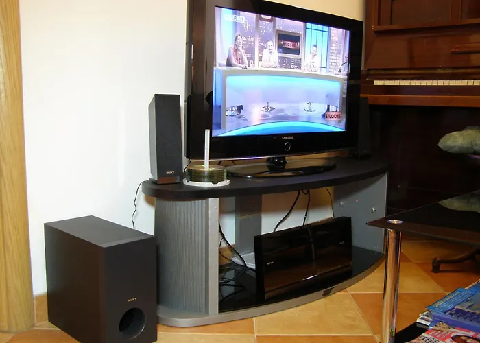 Apartment Artistic Split