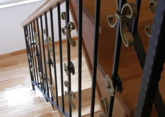 아파트 스플릿 아티스틱 아파트먼트 스플리트