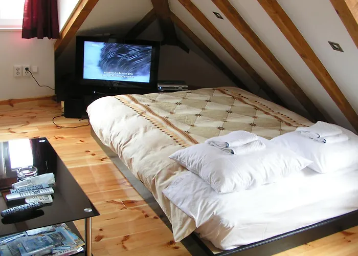 아파트 스플릿 아티스틱 아파트먼트 *