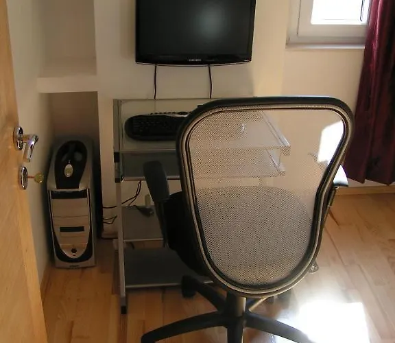 아파트 스플릿 아티스틱 아파트먼트 *